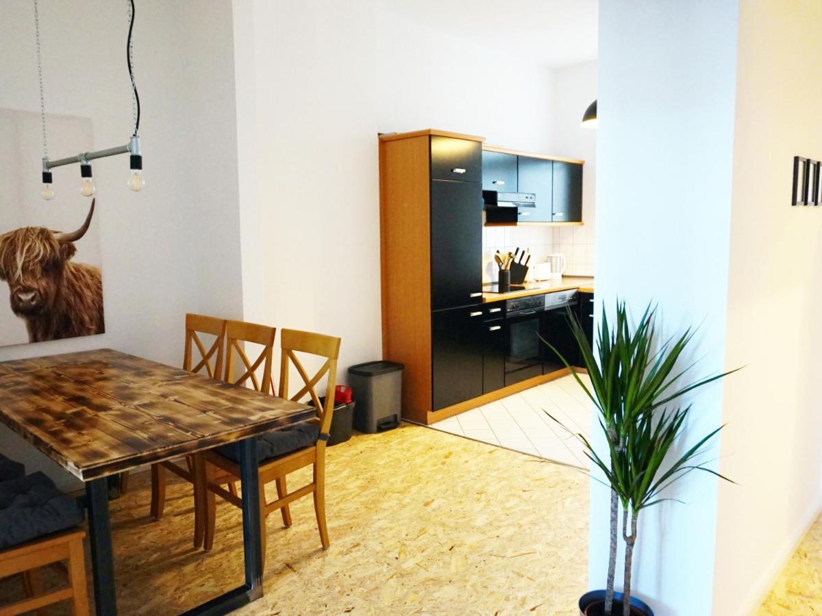 لبسيا 2 Zimmer Ferienwohnung In Zentraler Lage Inkl Wlan & Netflix المظهر الخارجي الصورة